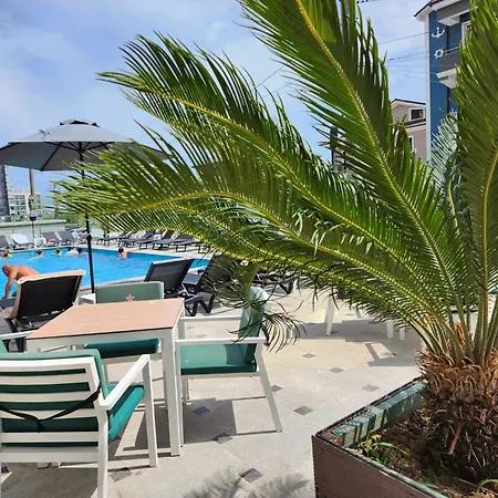 Apartment Alezzi Nord10 Holiday Deluxe Studio & Pool - 100m De Plaja